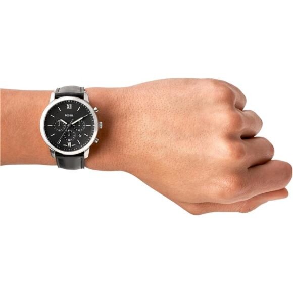 Men's Chronograph Watch with Stainless Steel Bracelet or Genuine Leather Band - Picture 4 of 7